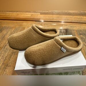 Tempur-Pedic Tan Comfort Slippers
